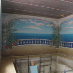 Интерьер бассейна частного дома - мозаичное художественное панно.