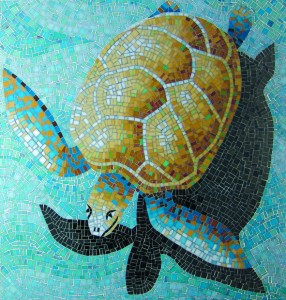 Черепаха с тенью в художественном фоне из мозаики.